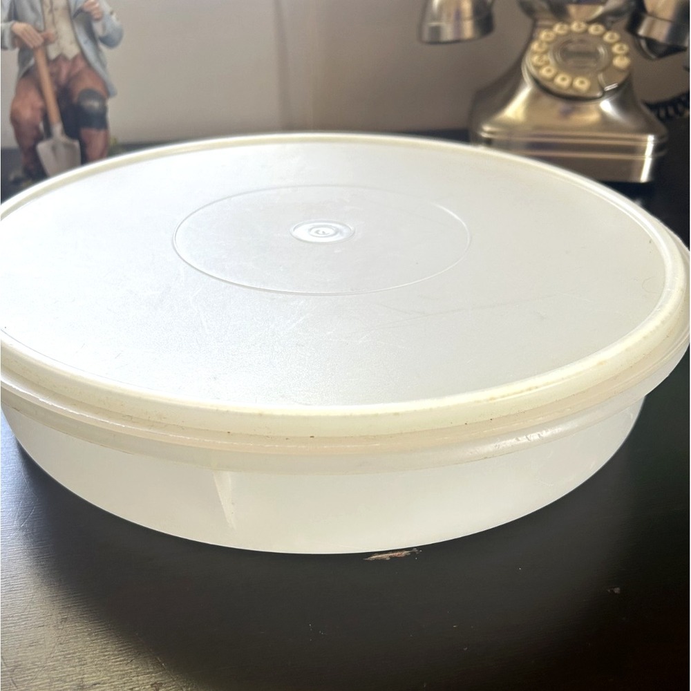 Vintage Tupperware 12" Round Pie Cookie Cupcake Carrier Container w Lid